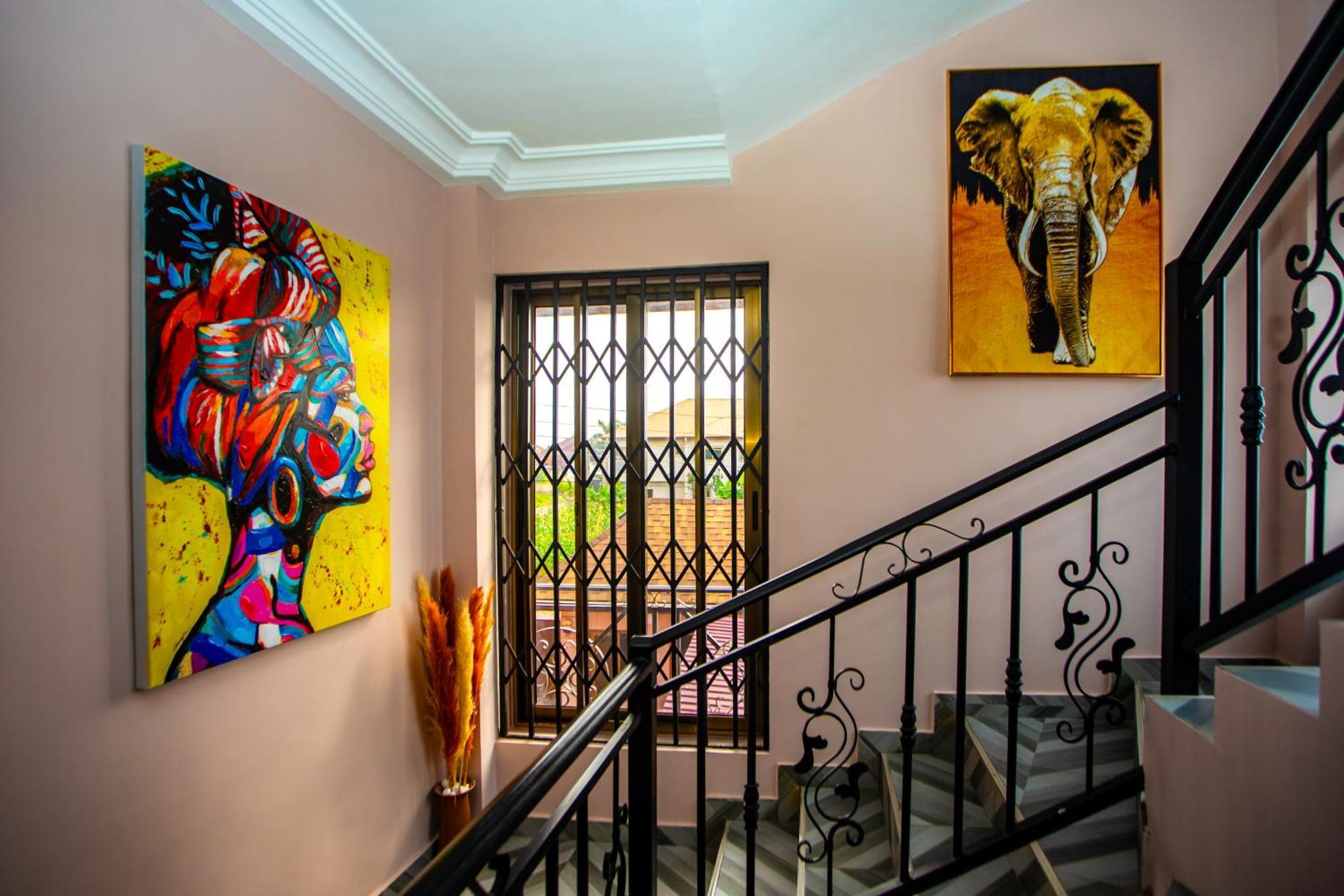 Maat Luxury Homes Acra Exterior foto